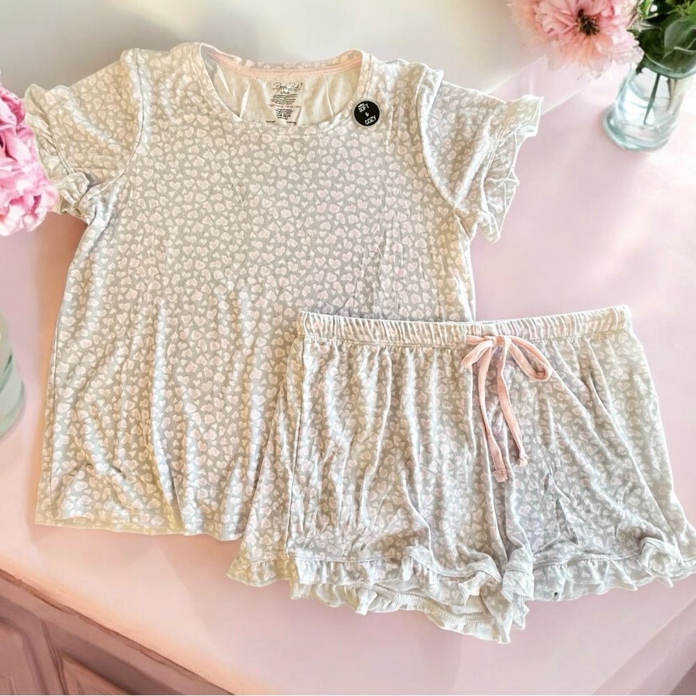 NWT Soft As Butter Gray With Pink Hearts Pajama Set By Rene Rofe - Size Large
